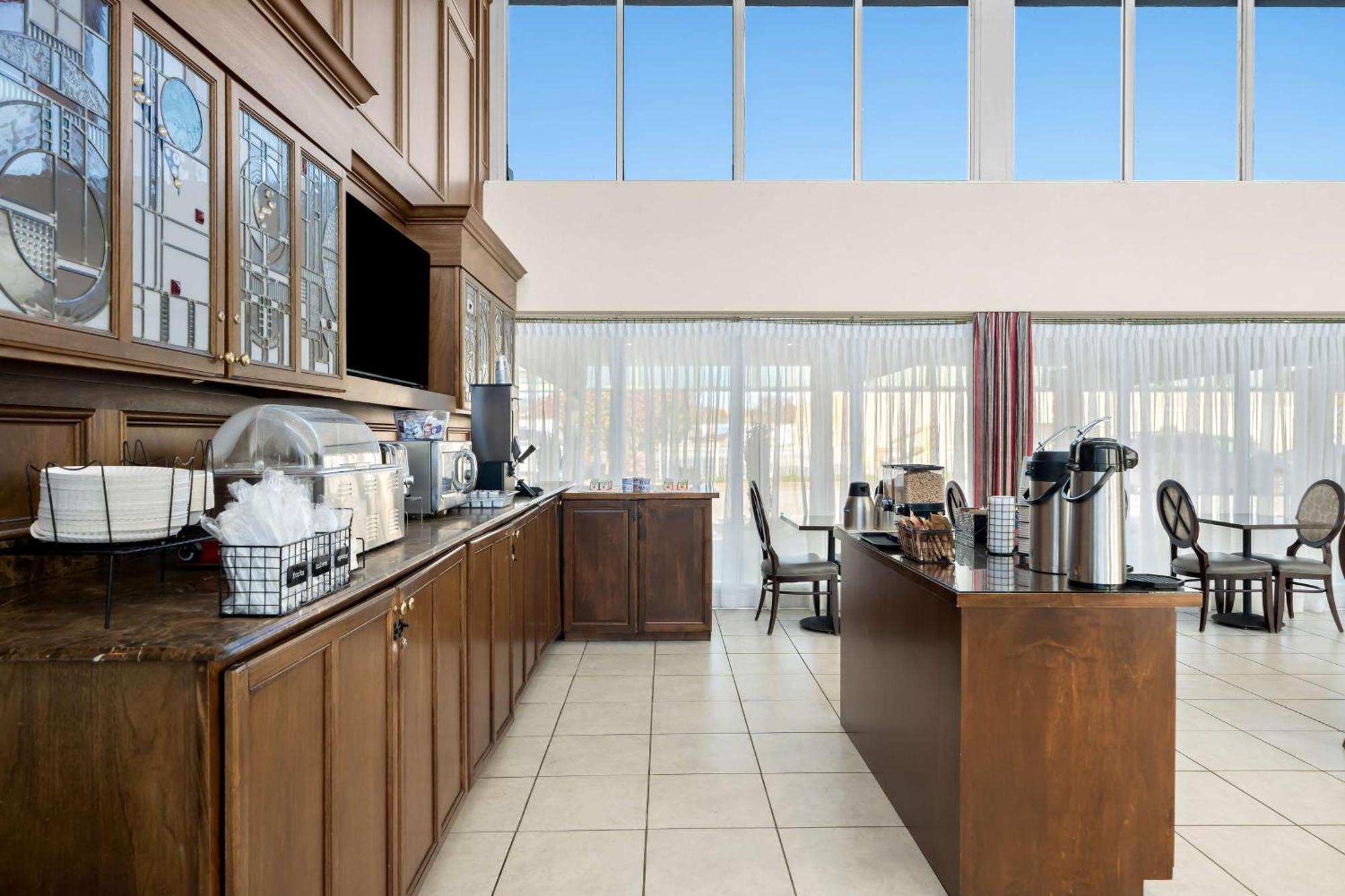 Brandywine Valley Inn Surestay Plus By Best Western Вілмінгтон Екстер'єр фото