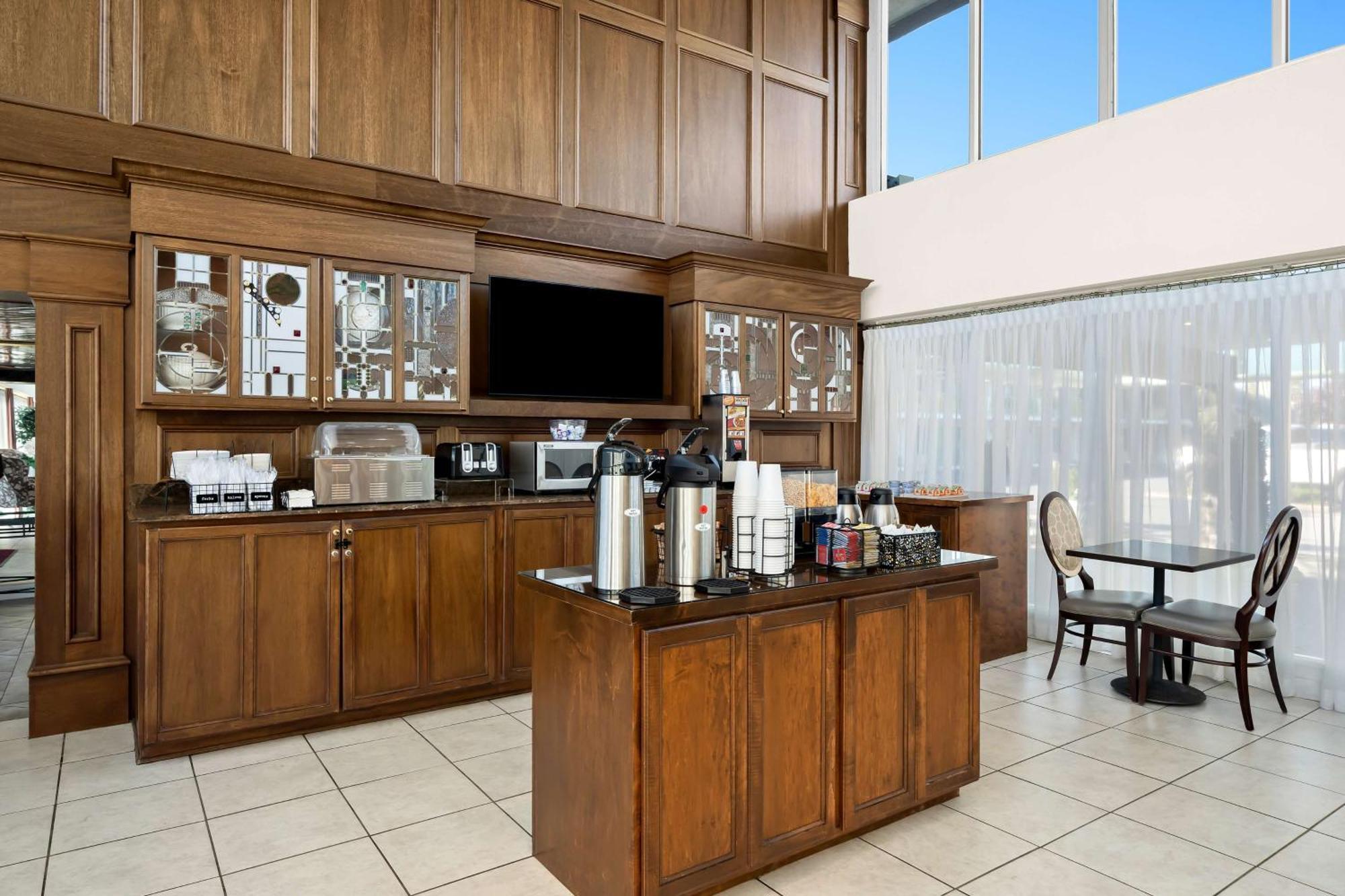 Brandywine Valley Inn Surestay Plus By Best Western Вілмінгтон Екстер'єр фото